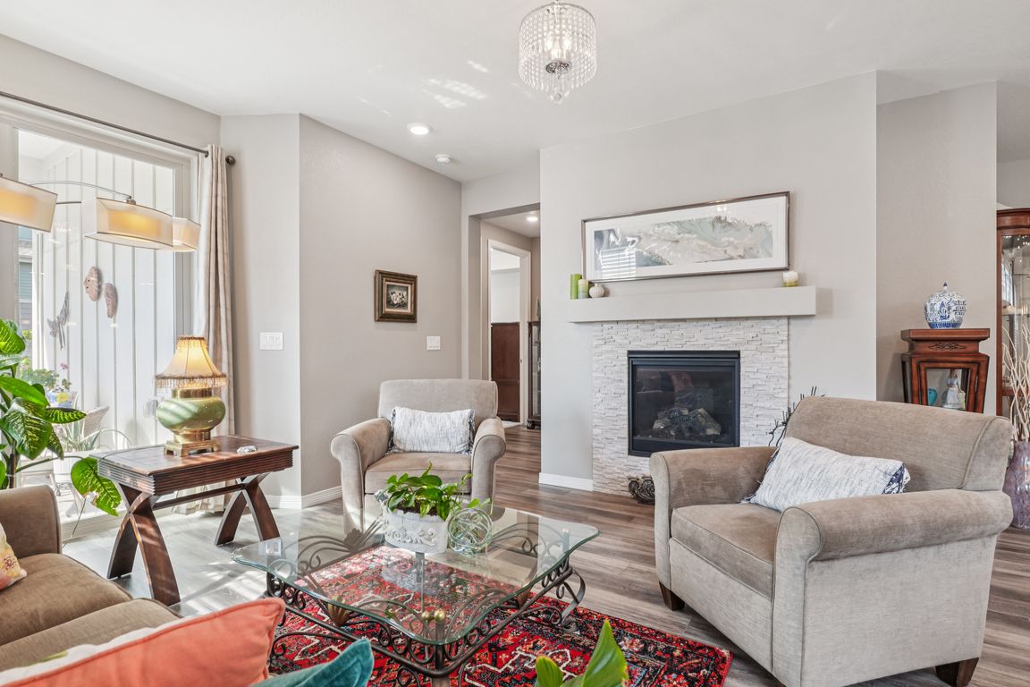 next background image