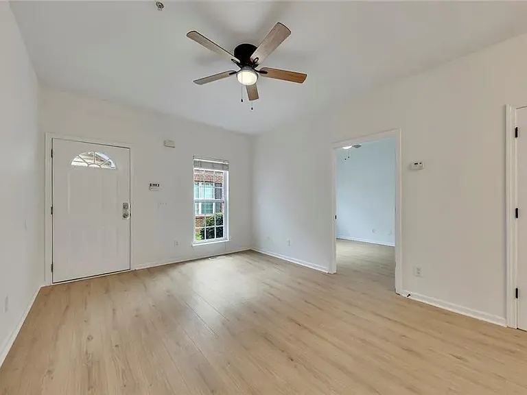 1651 Massachusetts Ave SW #6 — Photo 1