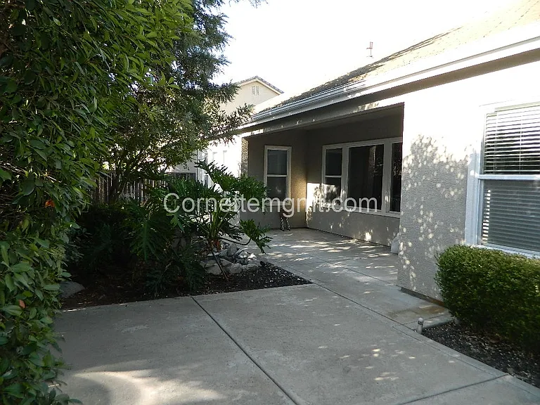 231 Lanfranco Cir — Photo 22