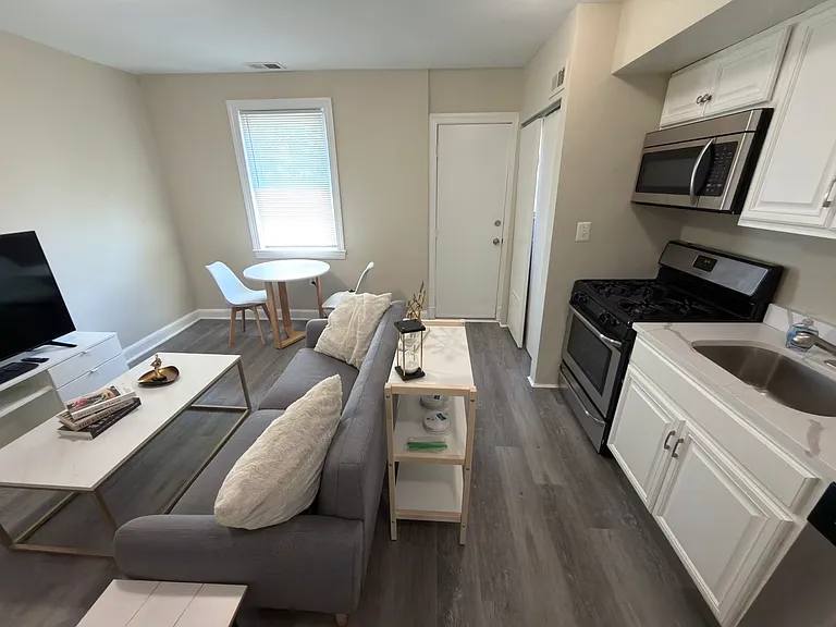 126 O St SW #2 — Photo 18