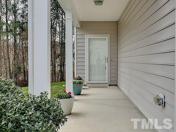 2nd image of 3222 Silver Star Dr