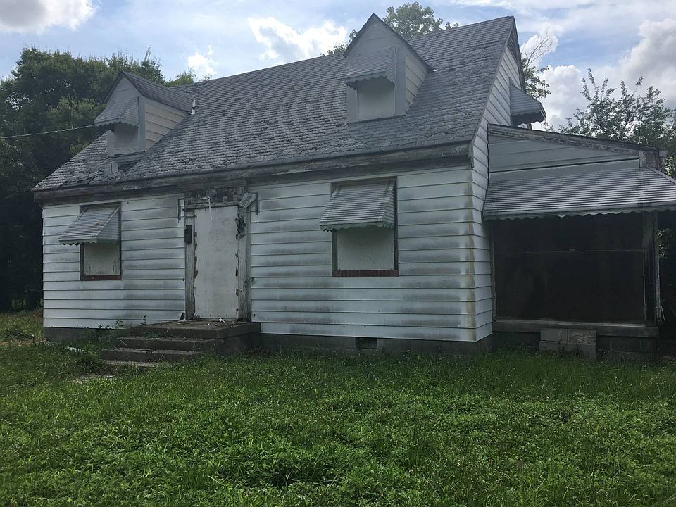 2nd image of 1610 Spotsylvania St