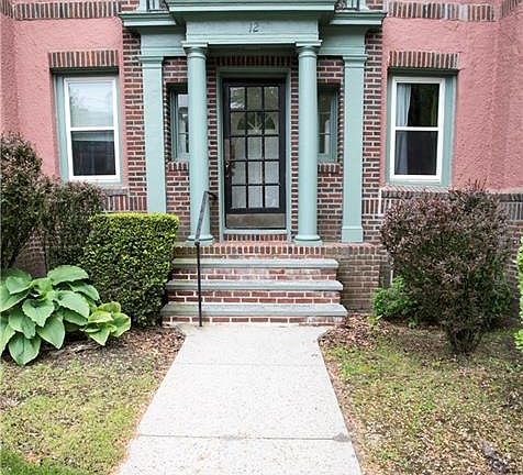 3rd image of 12 Blackstone Blvd APT 7