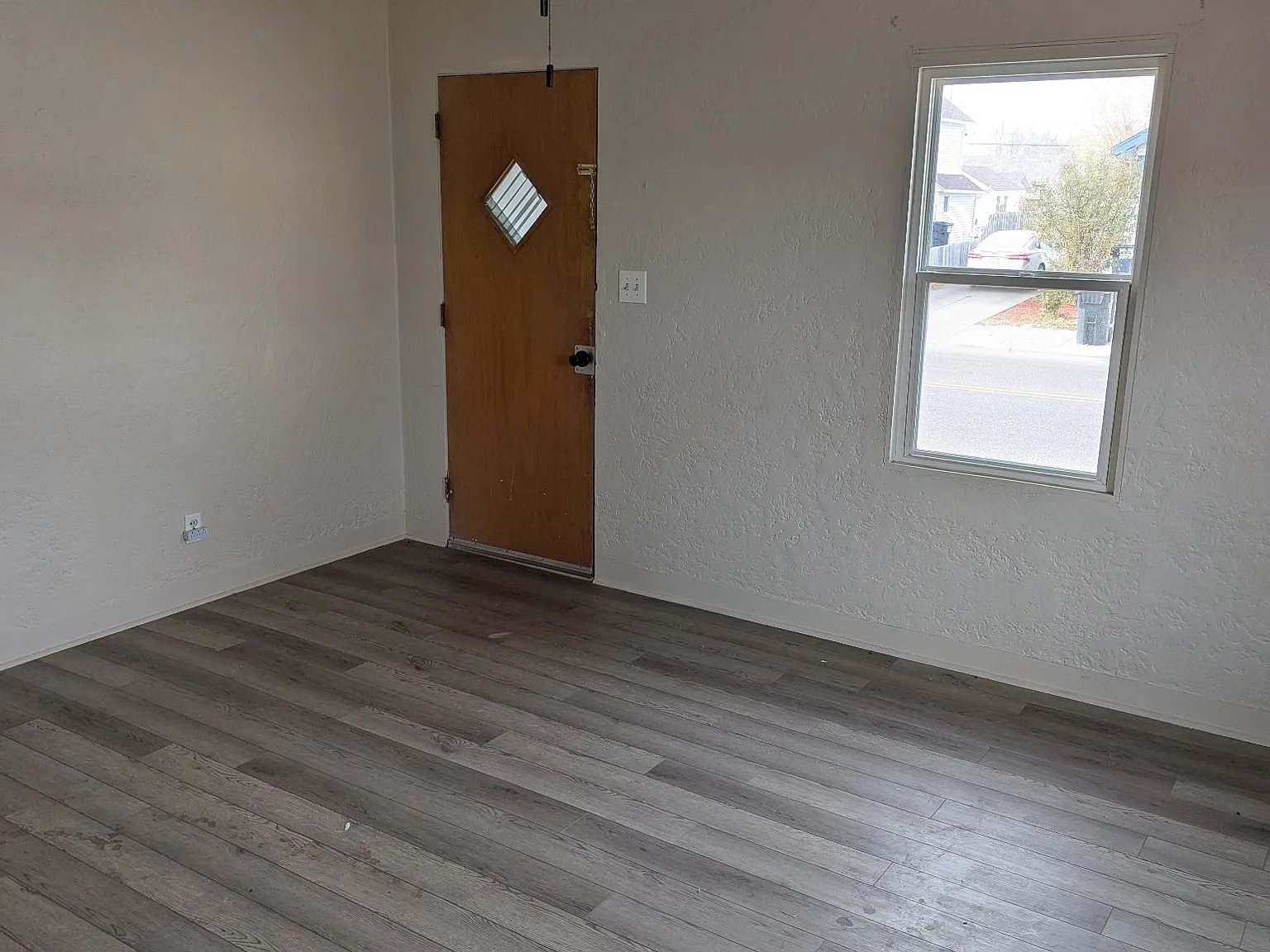 1 bed, $750 — Photo 2