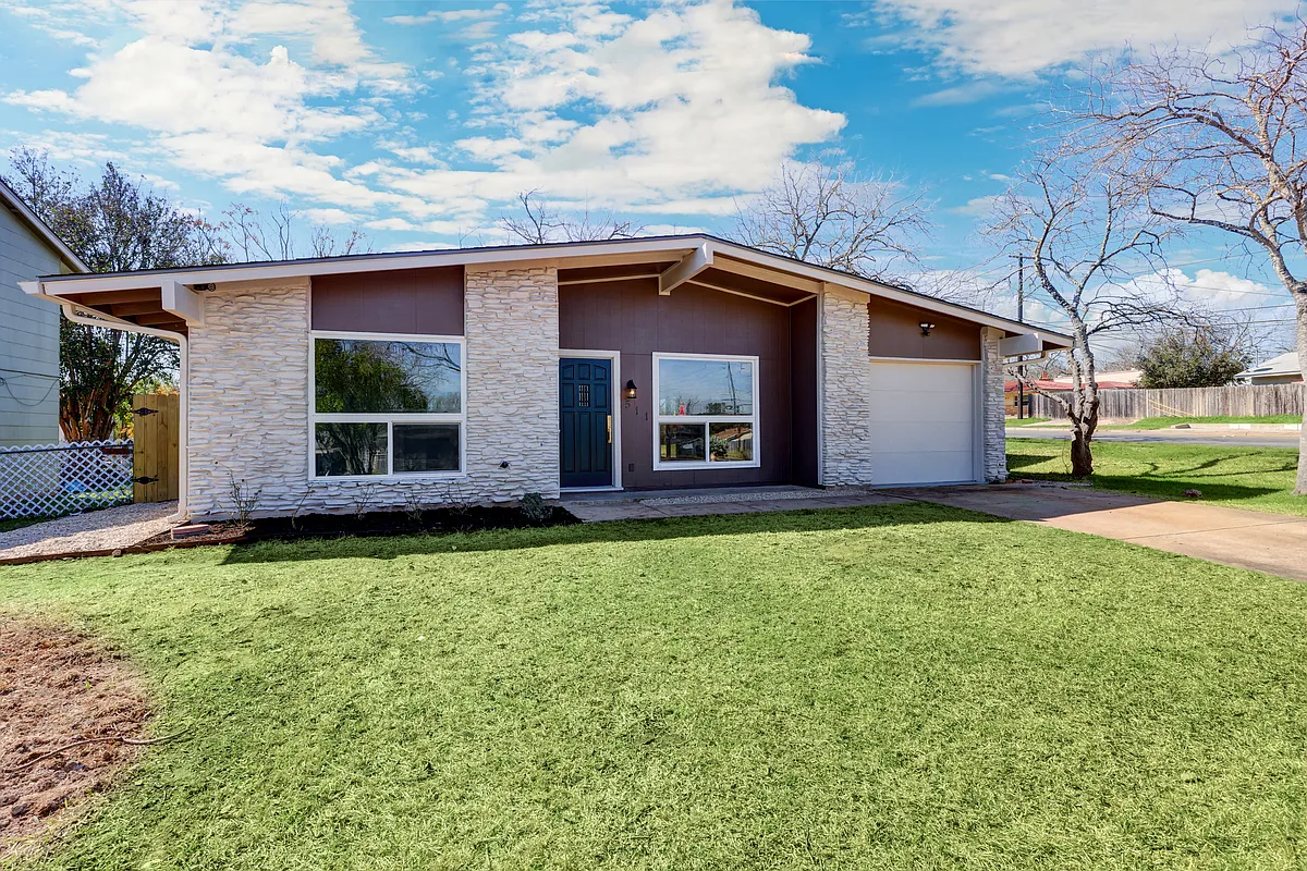 Building Photo - 511 Arbor Ln