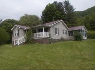 2913 Oreton Rd, Big Stone Gap, VA 24219