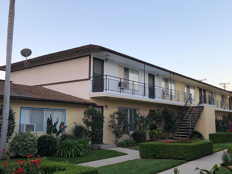 1st image of 1537 Palm Ave APT A