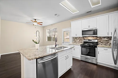 15 Blue Creek Pl Photo 1