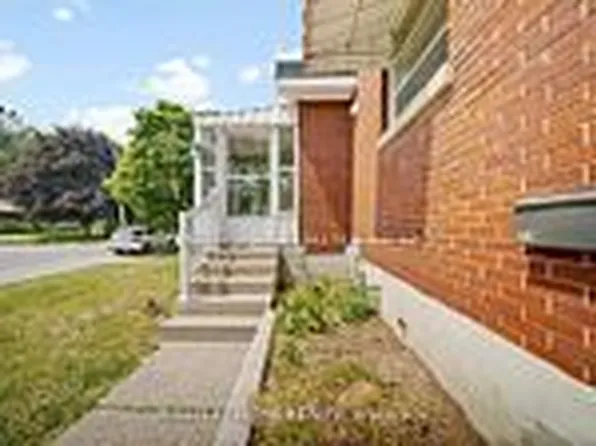 21 Thomson St, Barrie, ON L4N 1X4