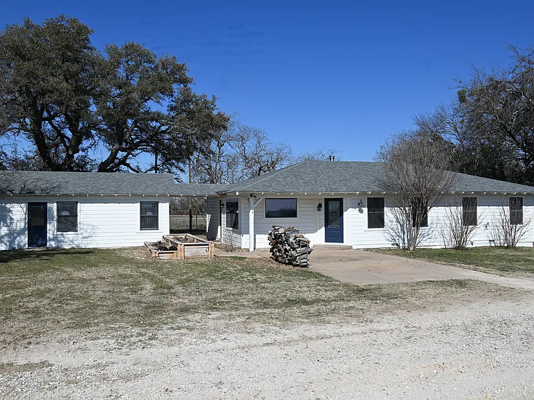3324 Old Garner Rd — Photo 4