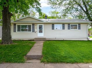 2719 W 13th St, Davenport, IA 52804