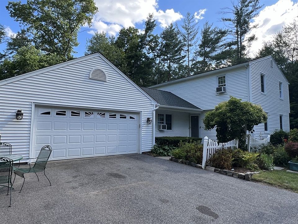 2nd image of 54 Genevieve Dr