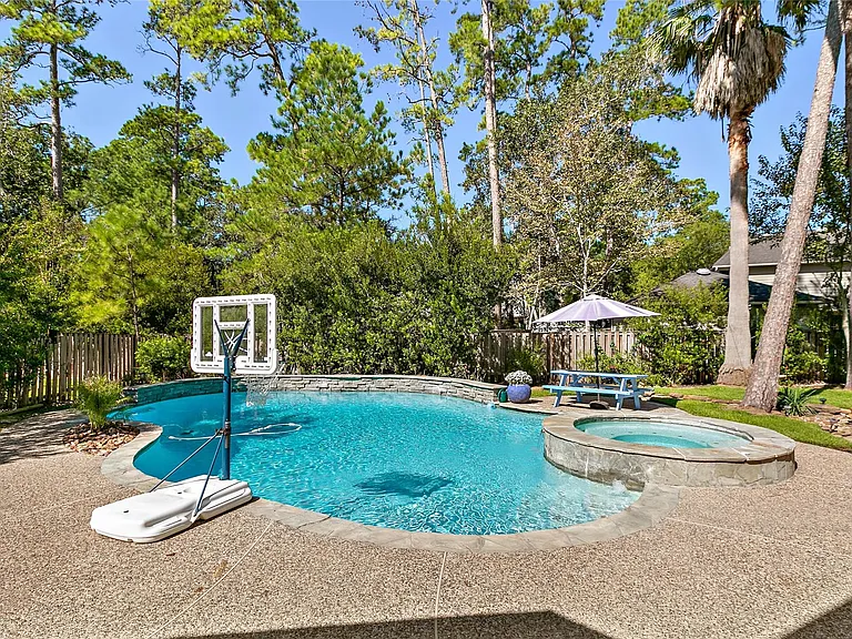 35 Larks Aire Pl — Photo 47