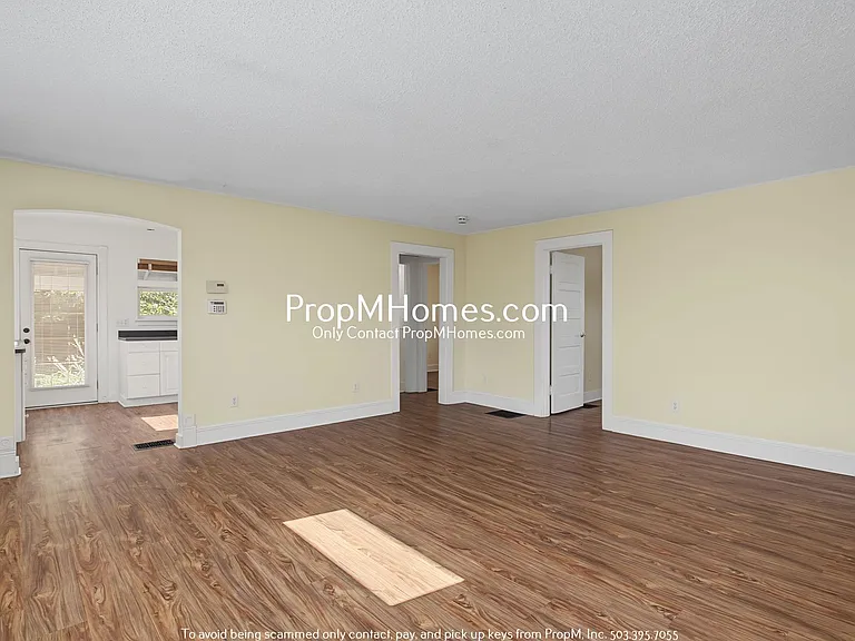 9038 NE Humboldt St — Photo 4