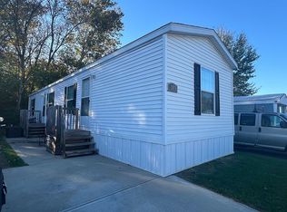 305 Tanbark Dr, Hamilton, OH