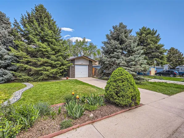 2208 Emery Street, Longmont, CO 80501
