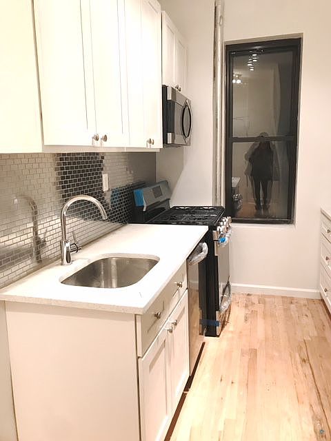 1st image of 446 Saint Johns Pl APT 4D
