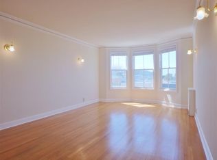 1444 7th Ave #303, San Francisco, CA 94122