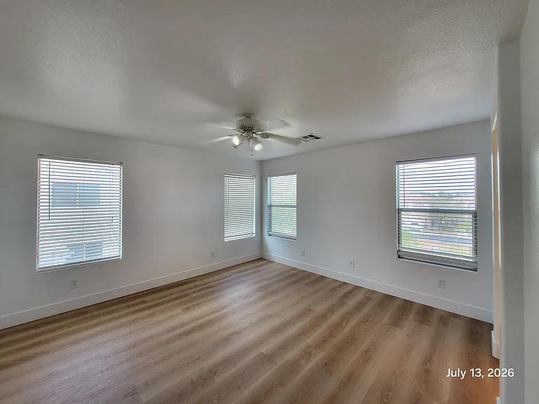 6142 Novelty St — Photo 13