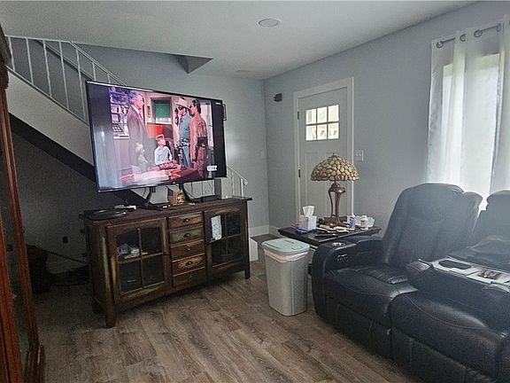 5th image of 1308-1310 Willowbrook Rd #1312
