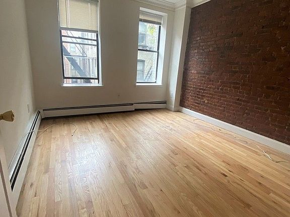 5th image of 235 E 13th St APT 5K