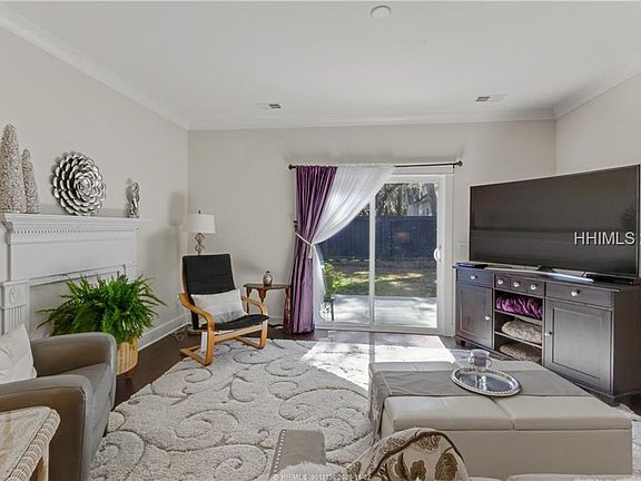 3rd image of 74 Circlewood Dr
