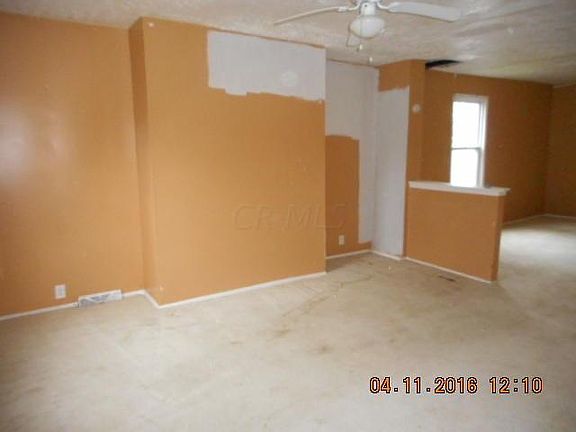 2nd image of 2027 Denune Ave