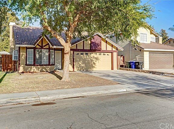 3rd image of 2639 Annapolis Cir