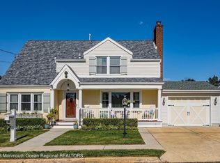 8 Lawn St, Toms River, NJ 08753