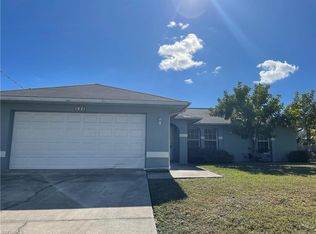 620 NE Van Loon Ln, Cape Coral, FL 33909