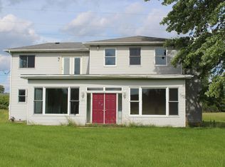 6902 N Jerome Rd, Alma, MI 48801