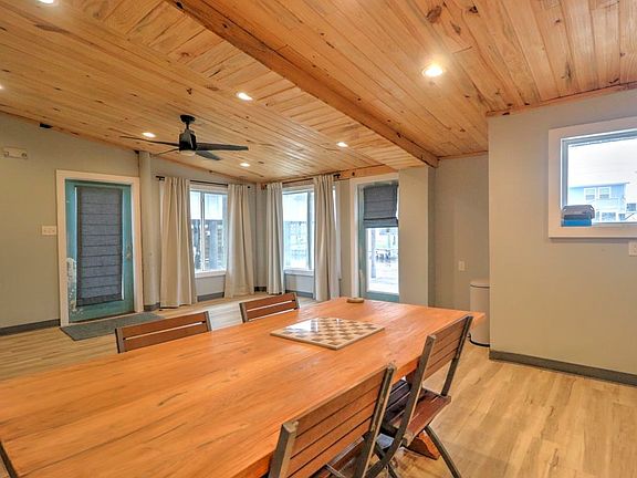 3rd image of 9476 Big Lake Rd