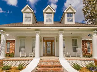 8712 Round Oak Dr, Baton Rouge, LA 70817