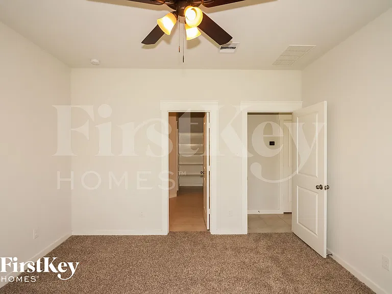 15418 Formaston Dr — Photo 9