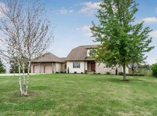 9473 S Bloomfield Royalton Rd, Ashville, OH