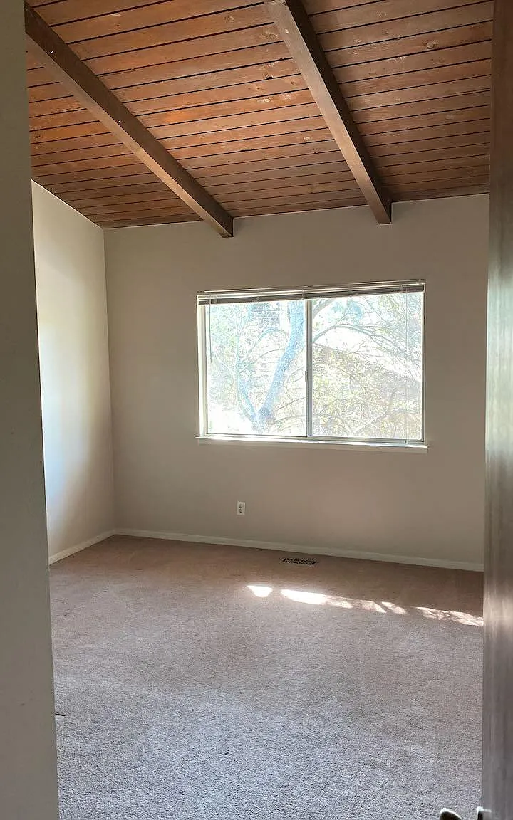 2 bed, 1200 sqft, $3,400 — Photo 4