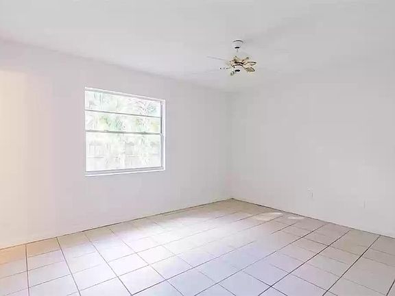 2nd image of 274 Old Mill Cir