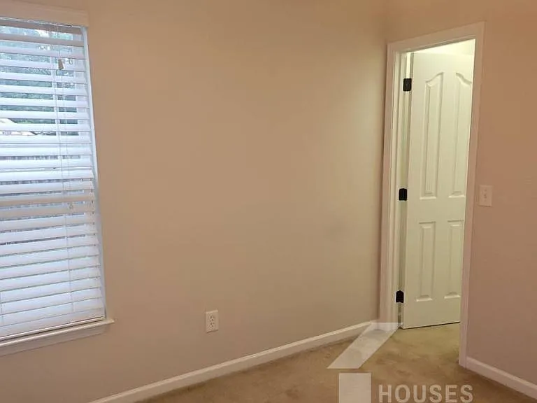 317 Millervale Rd — Photo 14