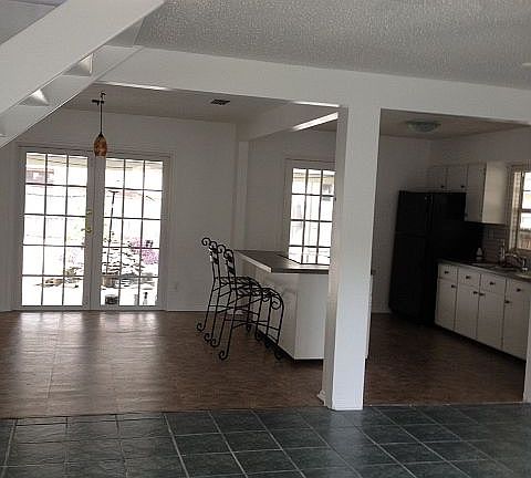 2nd image of 2903 W Wallace Ave