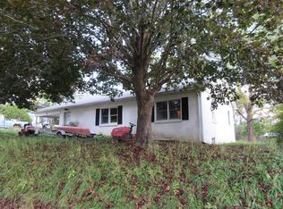 525 S Main St, Hillsville, VA 24343