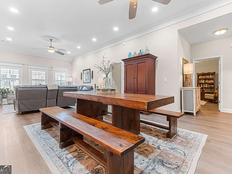 161 Fairway Oaks Dr — Photo 8