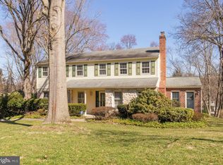 293 Meadowbrook Ln, Broomall, PA 19008