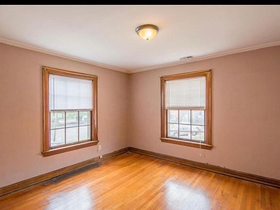 4th image of 33 Auburn Ave APT 11