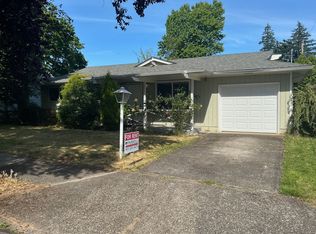 210 NE 165th Ave, Portland, OR 97230