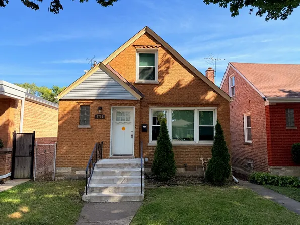 (undisclosed Address), Chicago, IL 60617