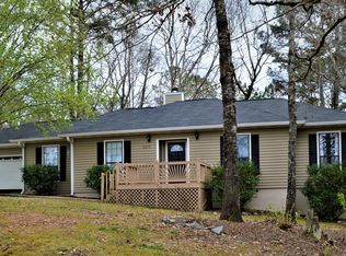 300 Bayside Dr, Dadeville, AL 36853