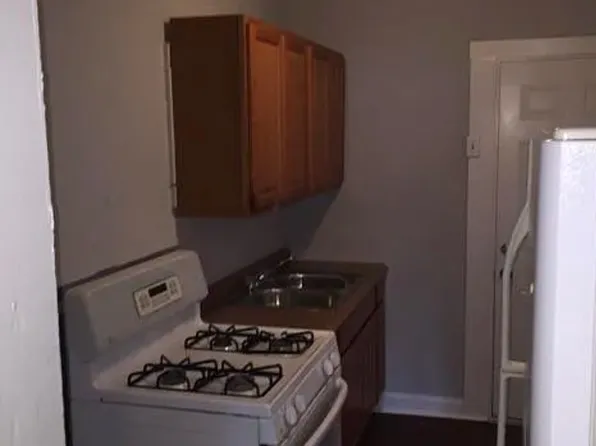1143 Cambridge Ave, Camden, NJ 08105