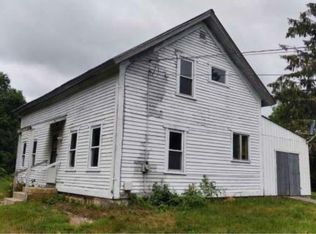 9 Spring Lake Rd, Sterling, CT 06377