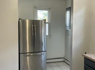 376 E 29th St #2, Paterson, NJ 07514