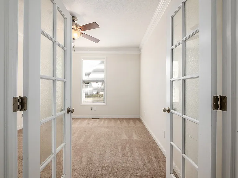 265 Linda Lee Ln — Photo 22